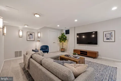 $975,000 | 10319 Bassett Hall Court, Ellicott City, MD 21042