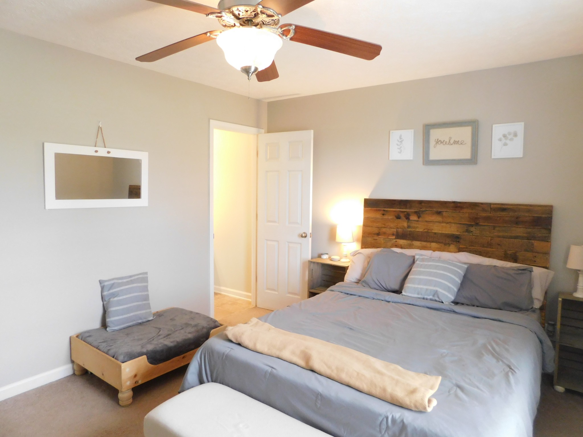 599 Jackson Road Portland, TN 37148 - Photo 27 of 39 a bedroom with a bed and a couch