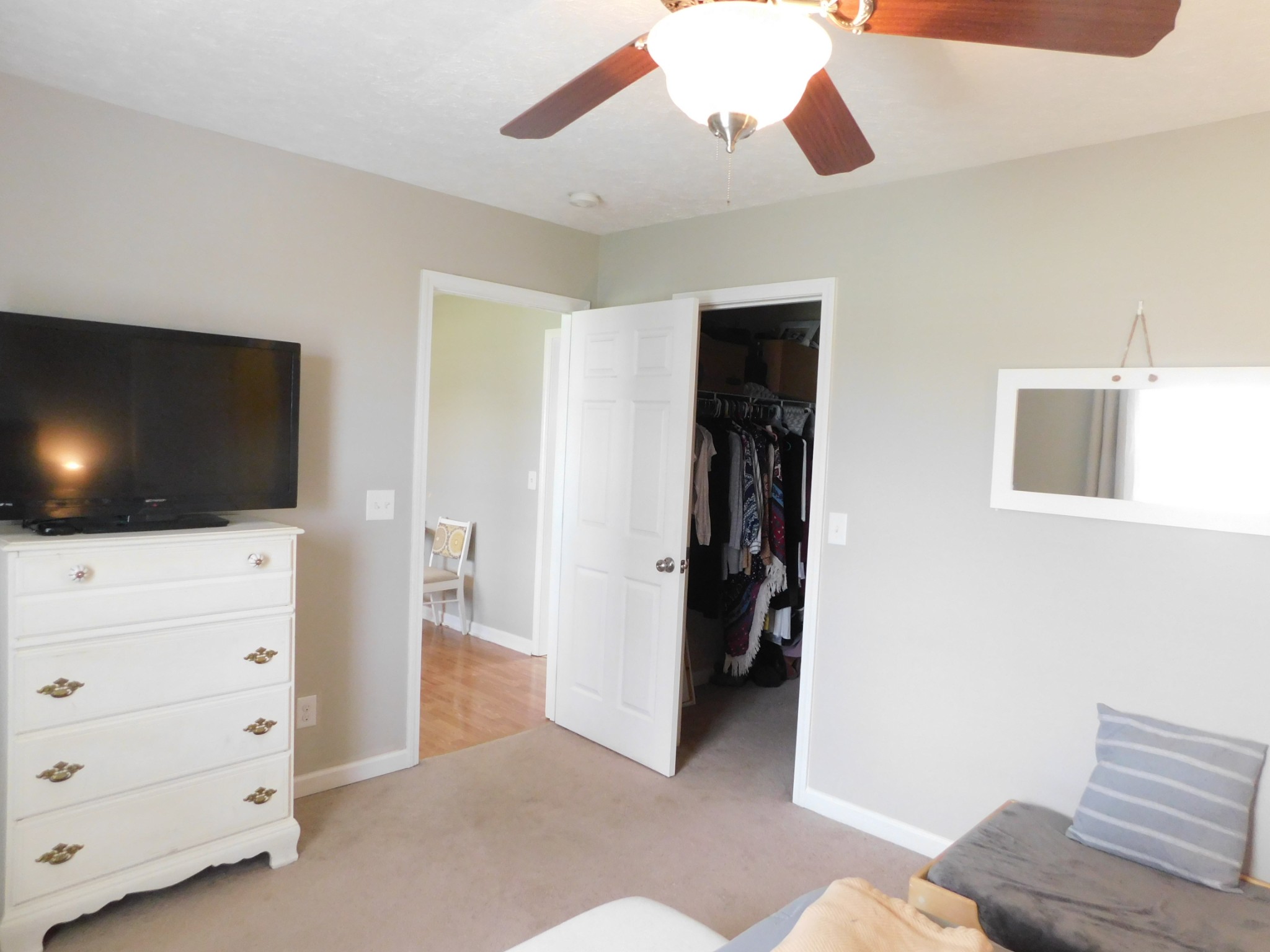 599 Jackson Road Portland, TN 37148 - Photo 29 of 39 a view of room with furniture and flat screen tv