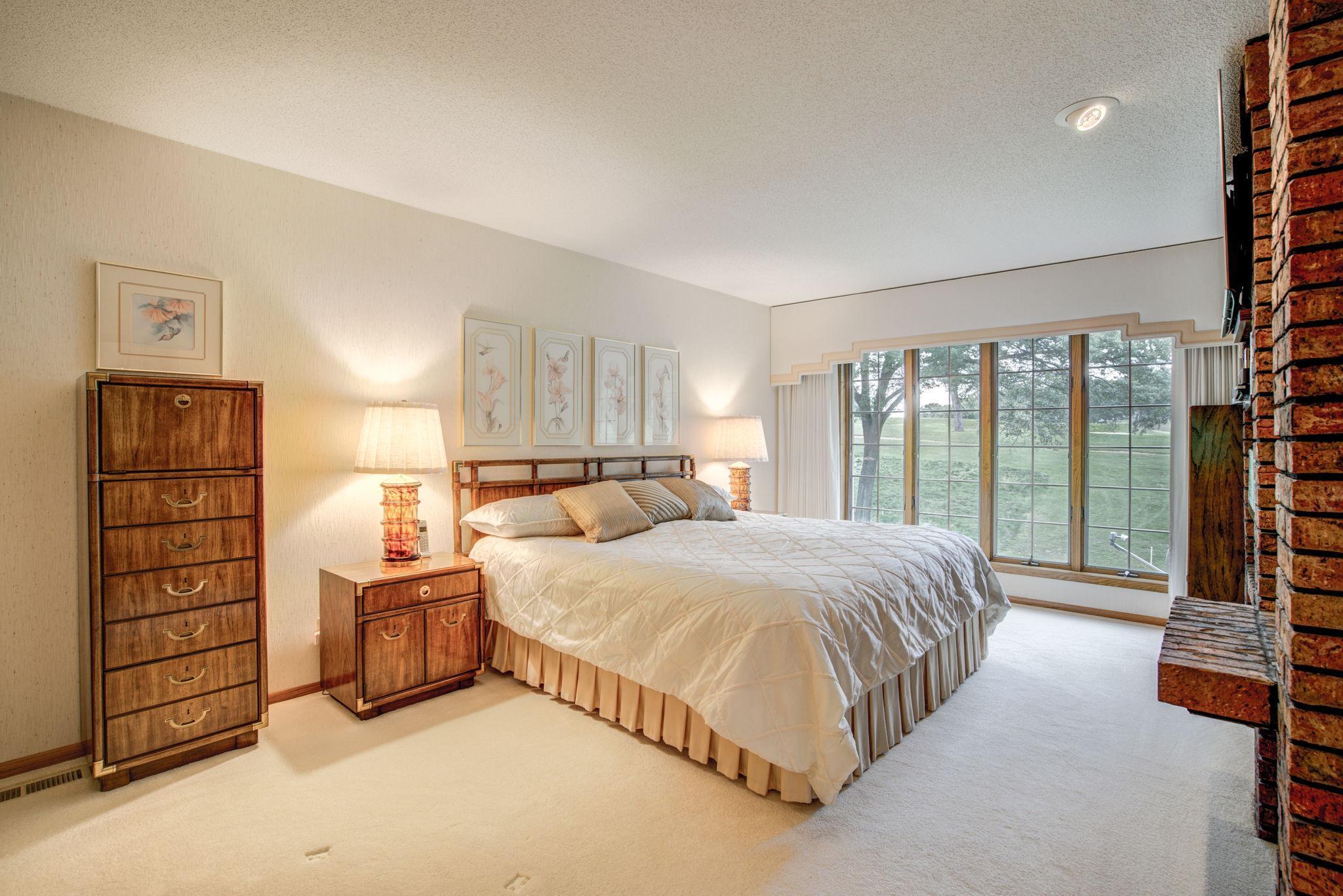 11508 Zion Road Bloomington, MN 55437 - Photo 13 of 35