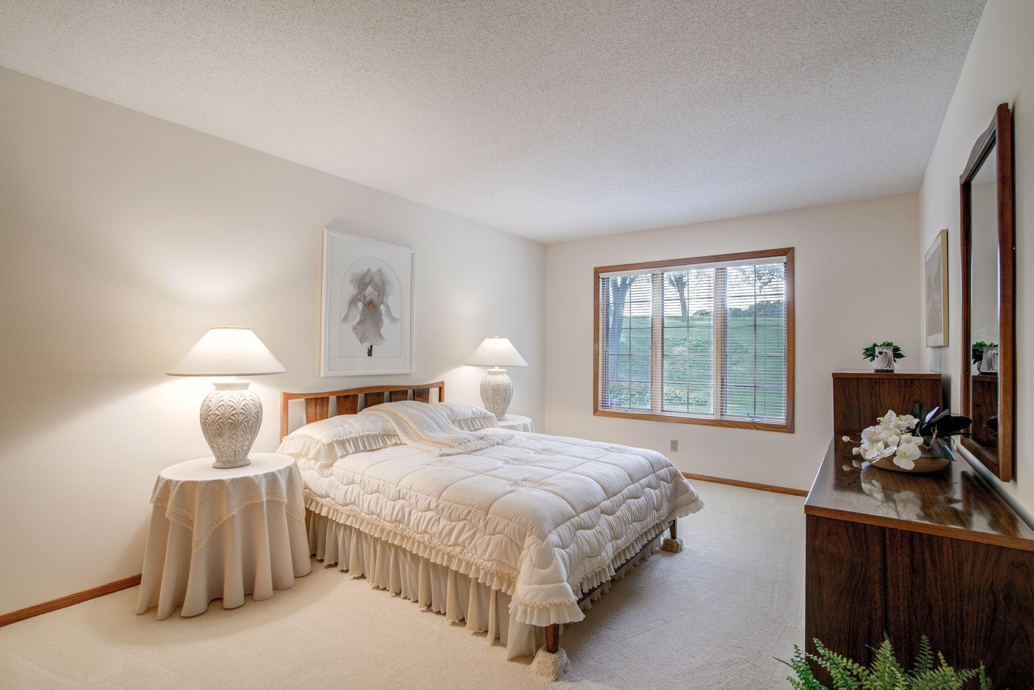 11508 Zion Road Bloomington, MN 55437 - Photo 17 of 35