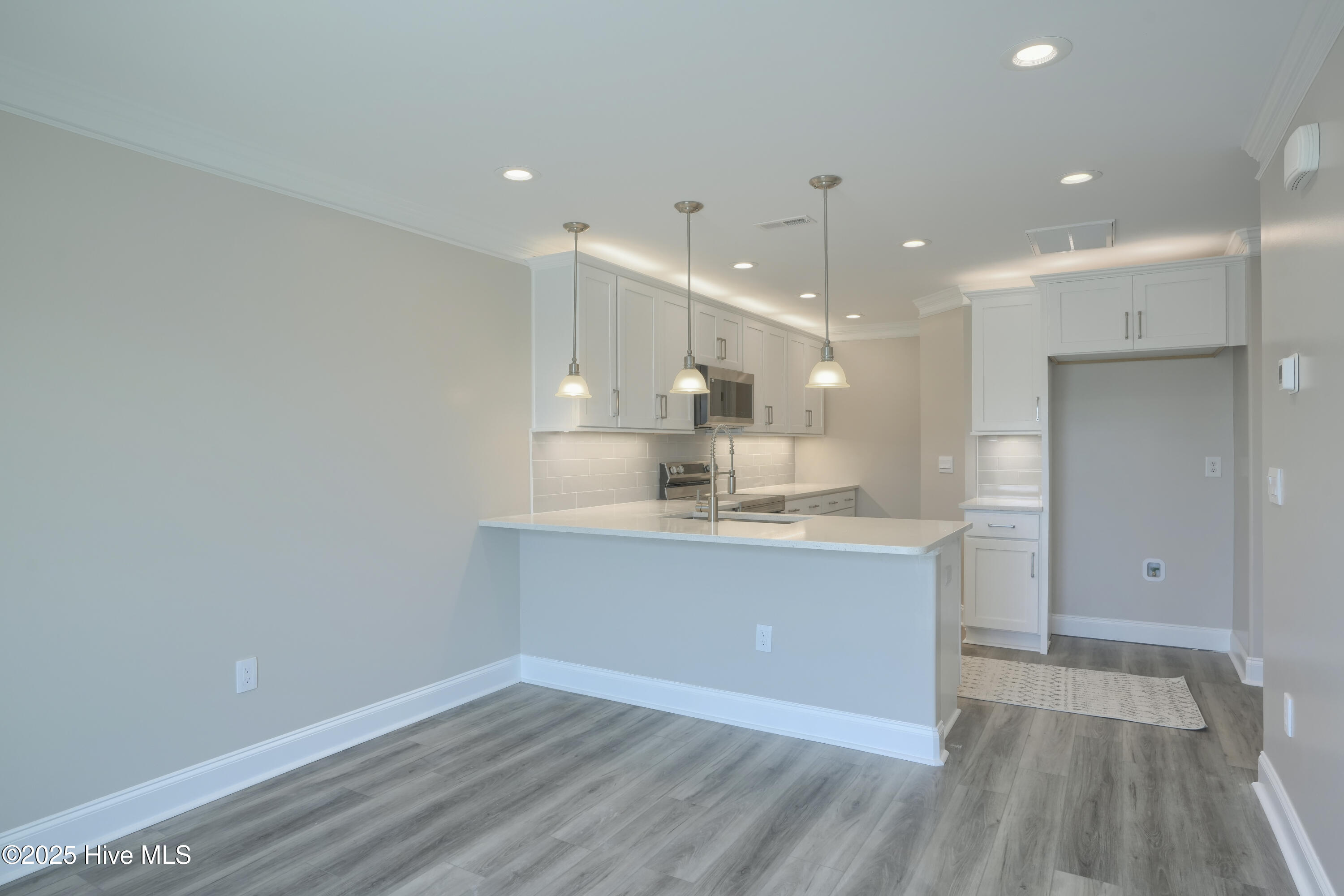 887 New River Inlet Road, Unit 2 North Topsail Beach, NC 28460 - Photo 13 of 38 877-2 New River Inlet Road - Interior -