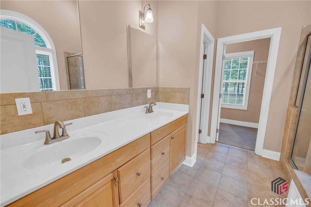 118 Walkers Way Commerce, GA 30530 - Photo 35 of 66