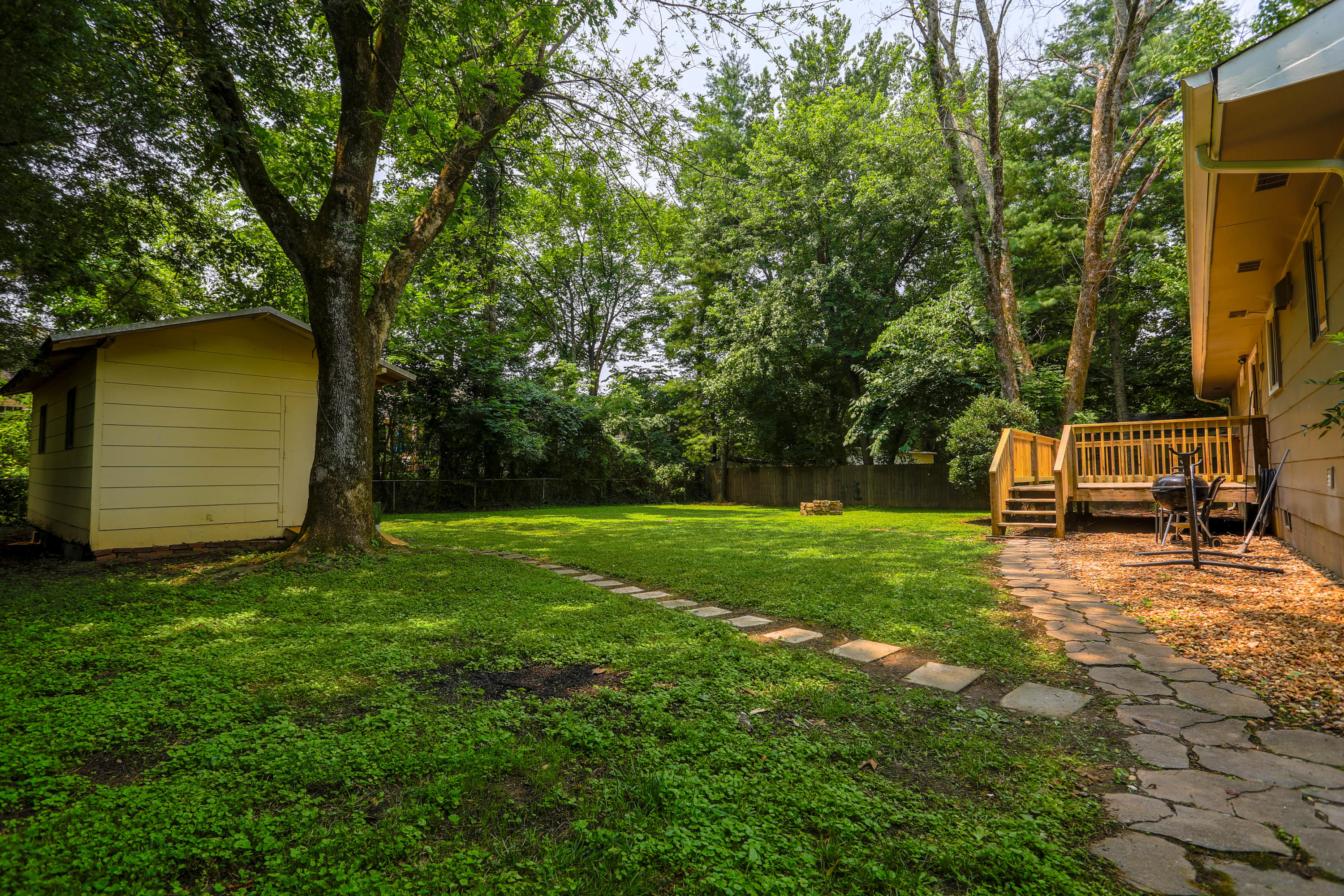 6016 Ridgeview Circle Hixson, TN 37343 - Photo 16 of 19 VW8A9951-HDR (2)