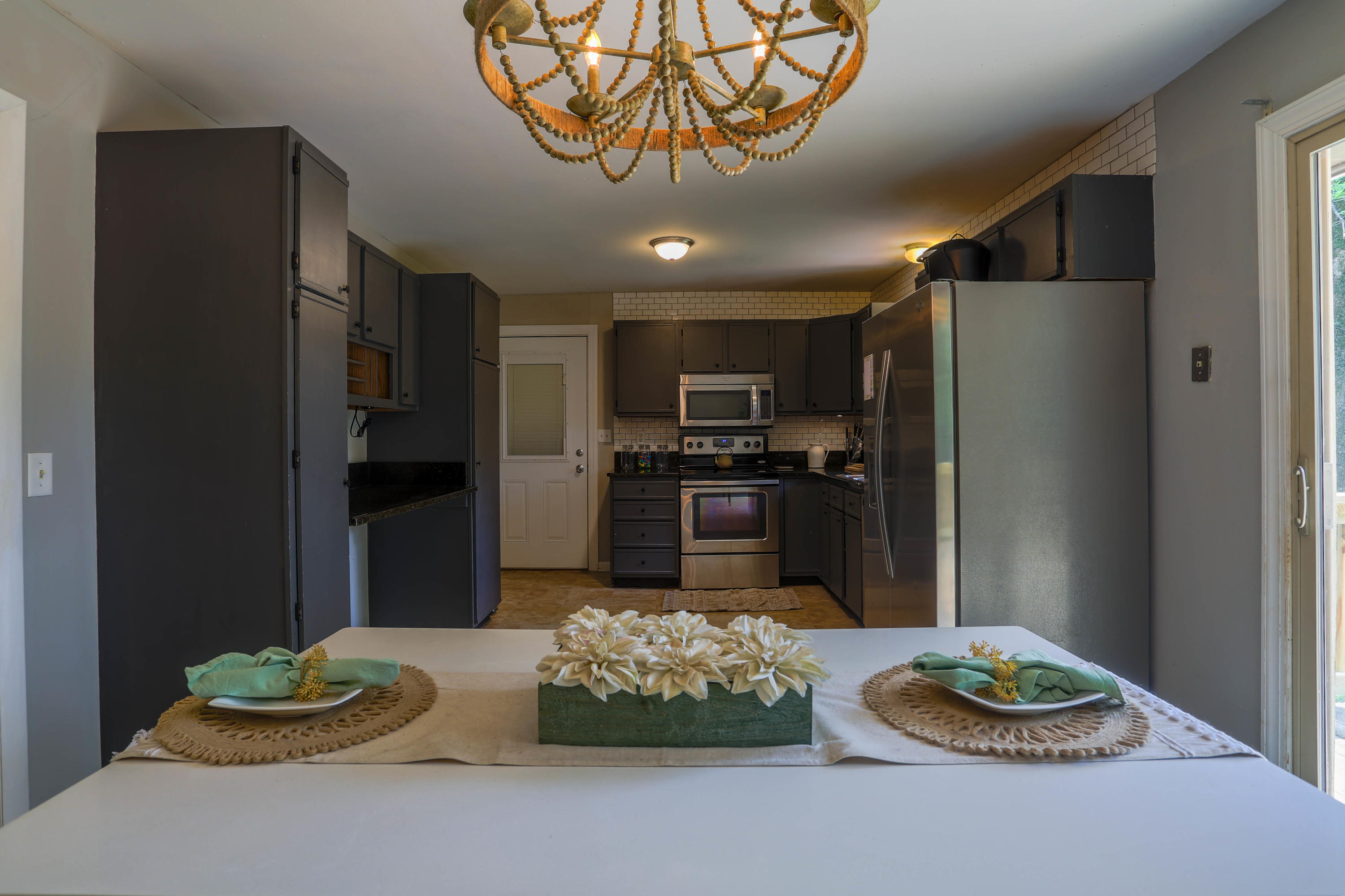 6016 Ridgeview Circle Hixson, TN 37343 - Photo 8 of 19 VW8A9909-HDR (2)