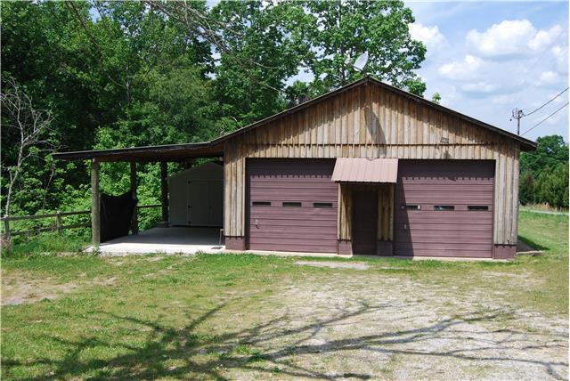 2899 Dodd Hollow Road Centerville, TN 37033 - Photo 16 of 20 Amazing detached 2 bay mechanics garage with kitchen and half bath.