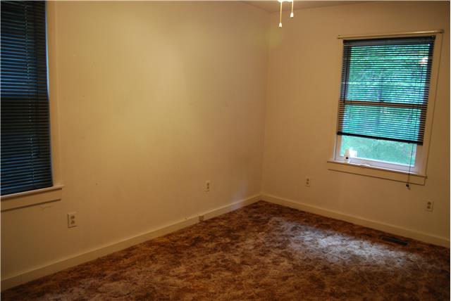 2899 Dodd Hollow Road Centerville, TN 37033 - Photo 9 of 20 Main level Bedroom 2