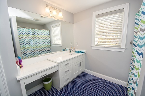 131 Gilson Road Scituate, MA 02066 - Photo 18 of 29 Gallery Image 18