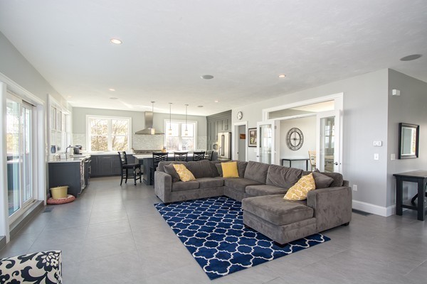 131 Gilson Road Scituate, MA 02066 - Photo 6 of 29 Gallery Image 6