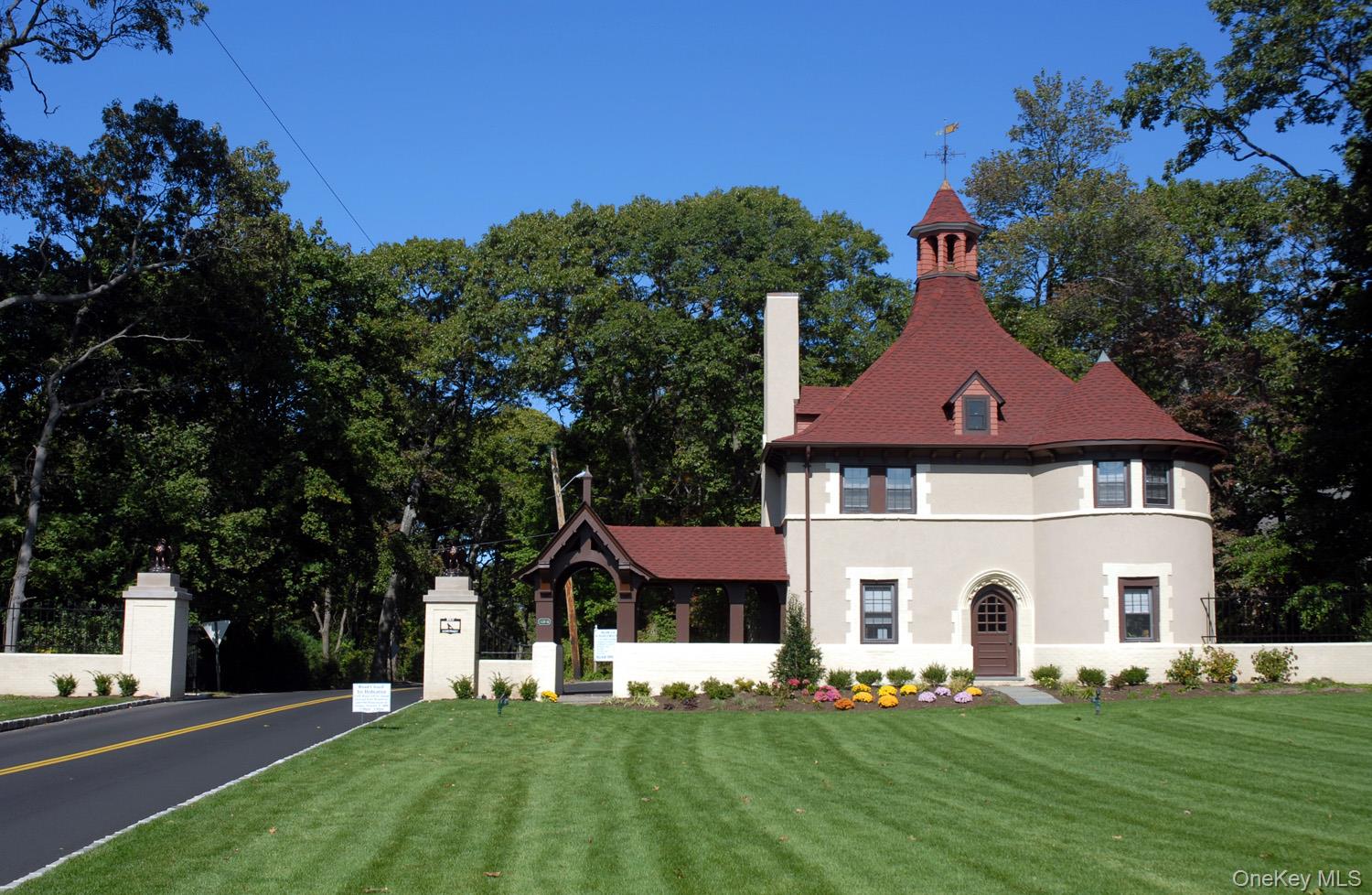 9 Cliff Road Port Jefferson, NY 11777 - Photo 1 of 6