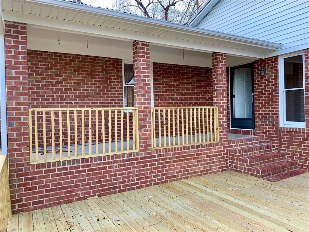 2029 Rowe Road Lexington, NC 27295 - Photo 5 of 30 Gallery Image 5