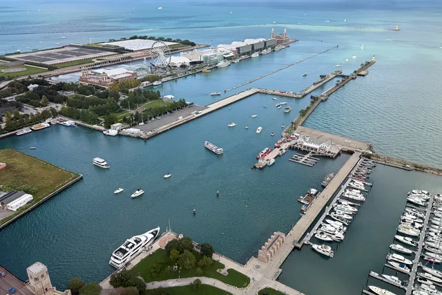 $4,195,000 | 211 North Harbor Drive, Unit 4602, Chicago, IL 60601