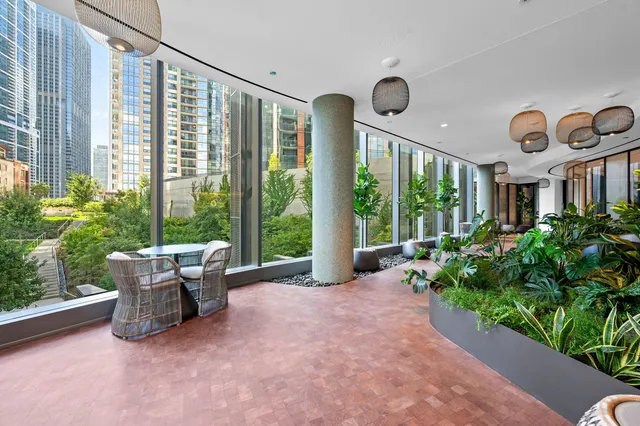 $4,195,000 | 211 North Harbor Drive, Unit 4602, Chicago, IL 60601