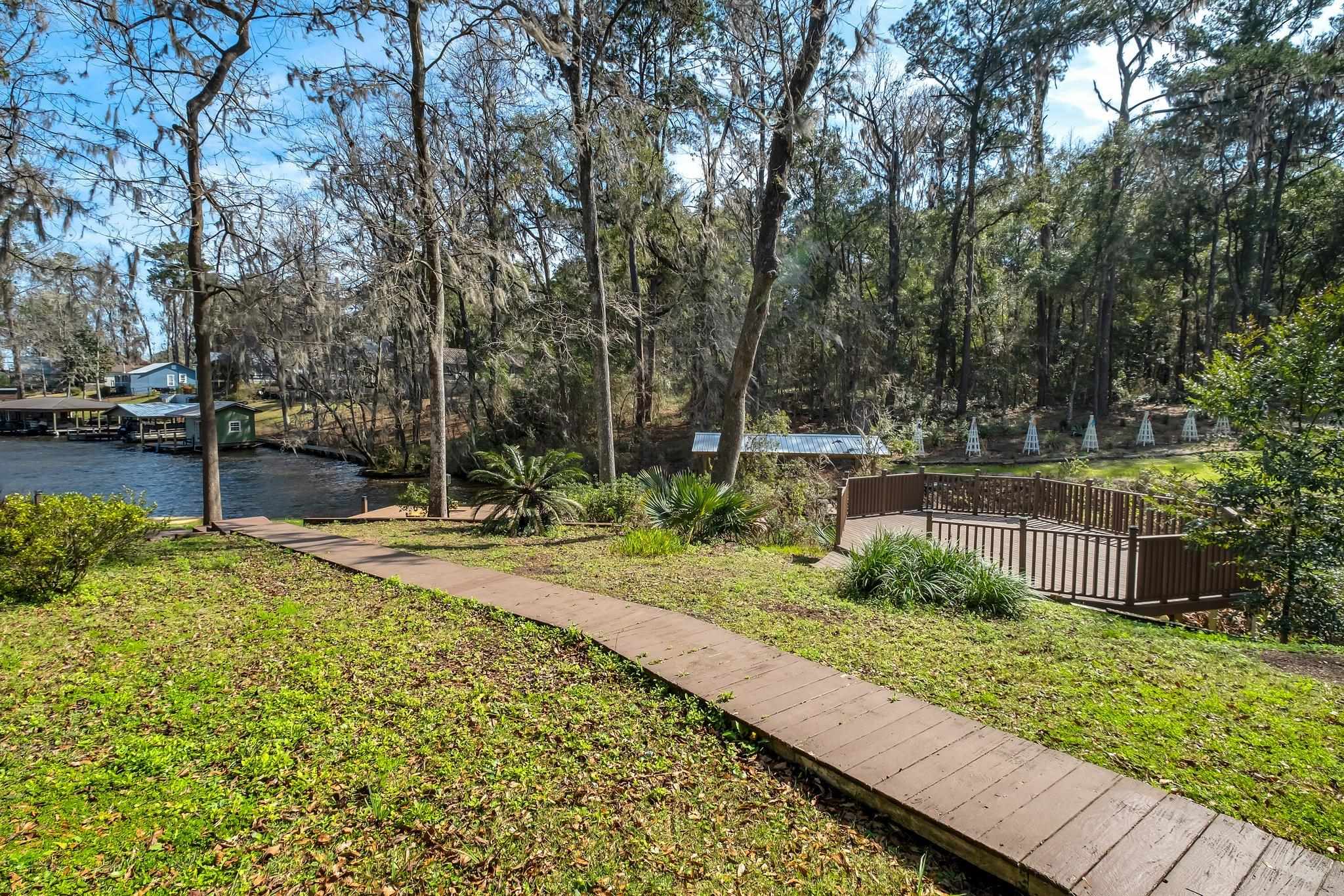 2977 Parramore Shores Road Tallahassee, FL 32310 - Photo 1 of 38