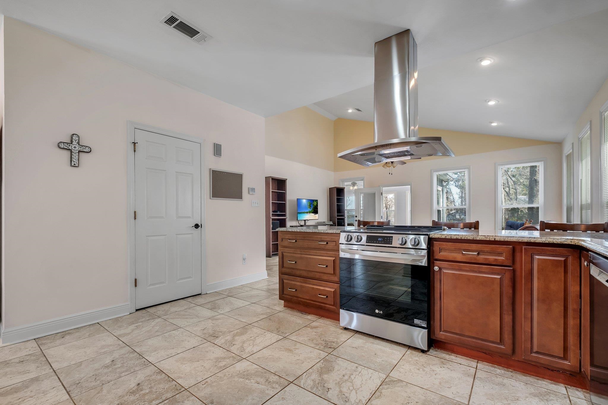 2977 Parramore Shores Road Tallahassee, FL 32310 - Photo 16 of 38