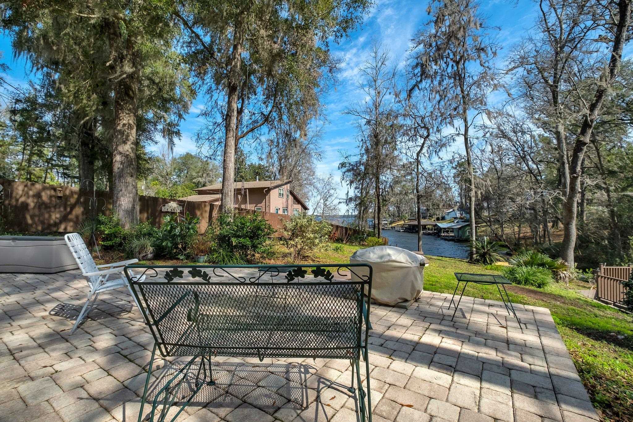 2977 Parramore Shores Road Tallahassee, FL 32310 - Photo 3 of 38