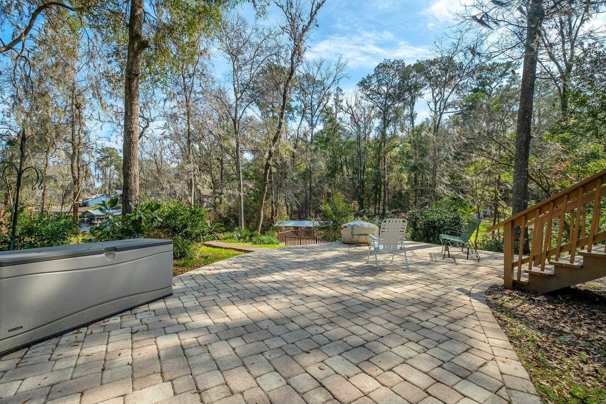 2977 Parramore Shores Road Tallahassee, FL 32310 - Photo 4 of 38