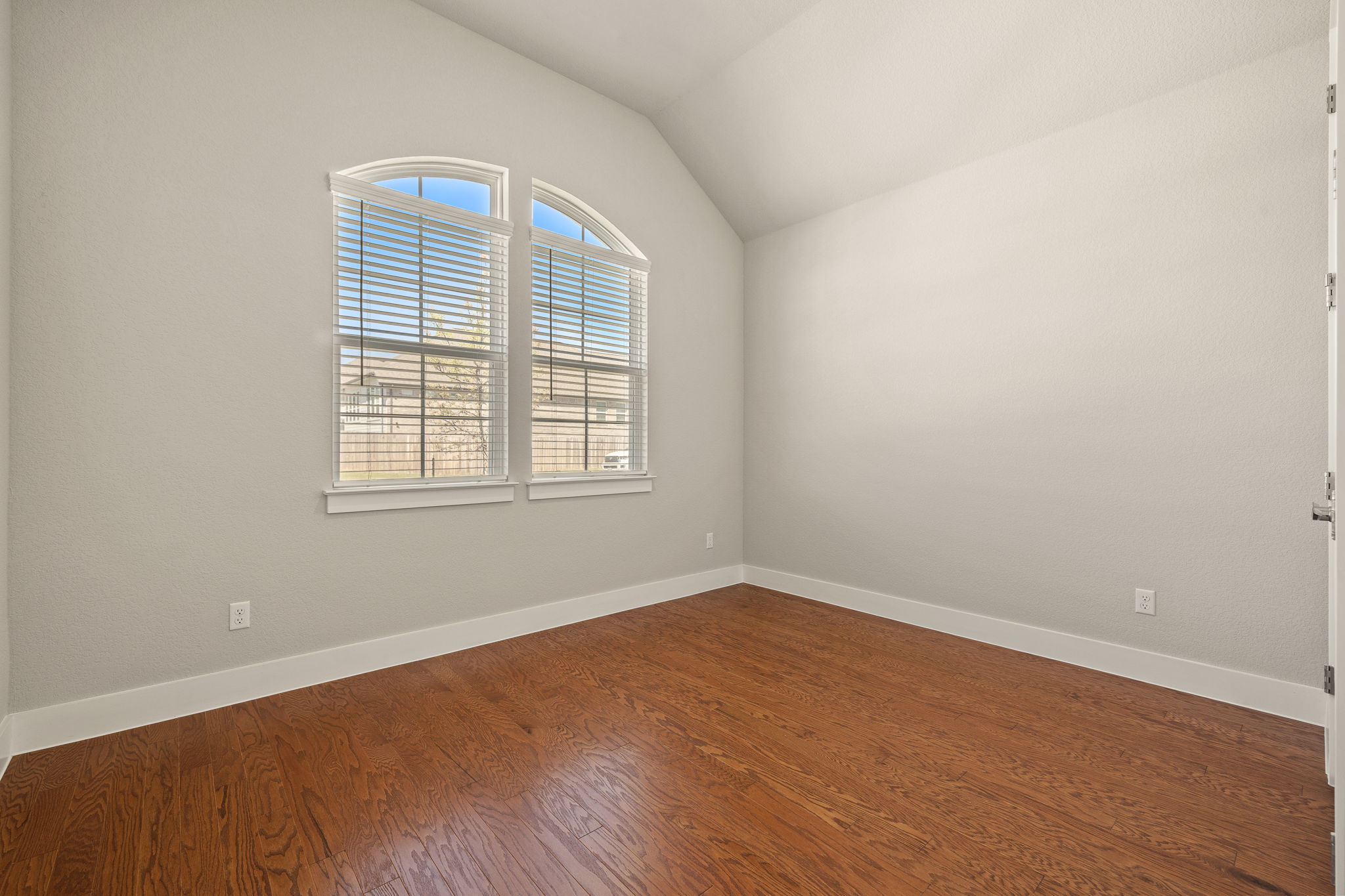 20409 Dustin Lane Pflugerville, TX 78660 - Photo 22 of 35 an empty room with a window