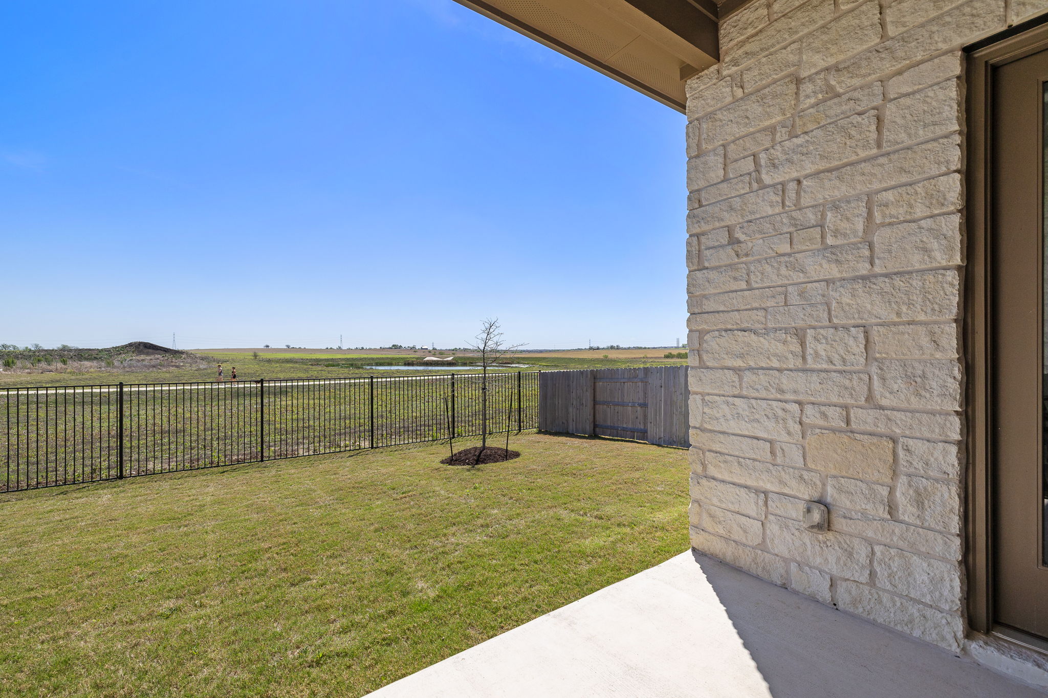 20409 Dustin Lane Pflugerville, TX 78660 - Photo 27 of 35