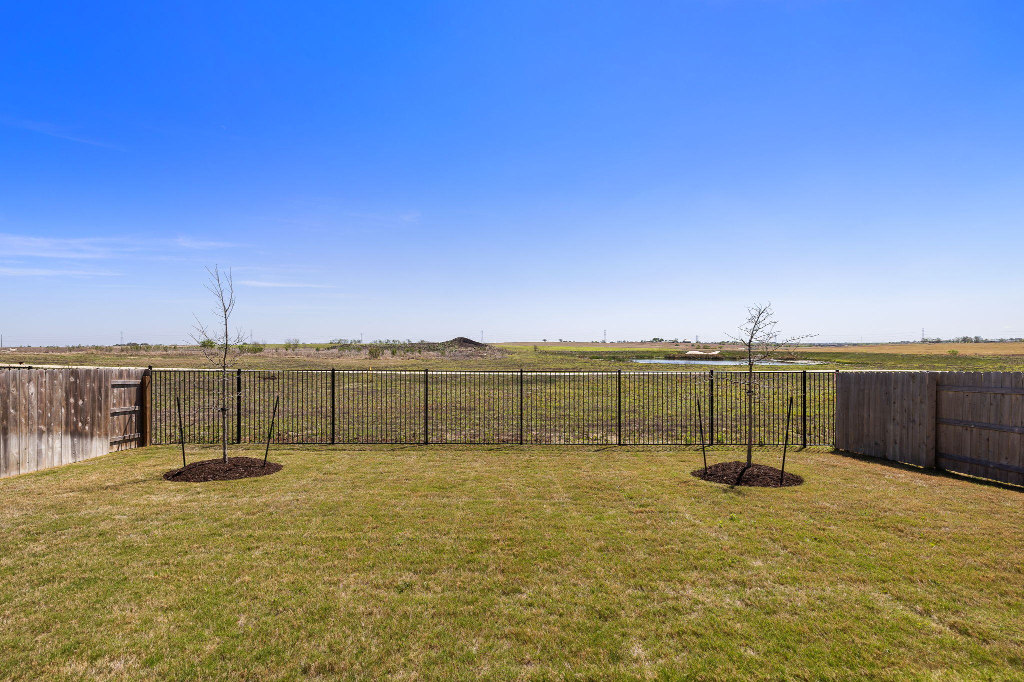 20409 Dustin Lane Pflugerville, TX 78660 - Photo 30 of 35 a view of a backyard