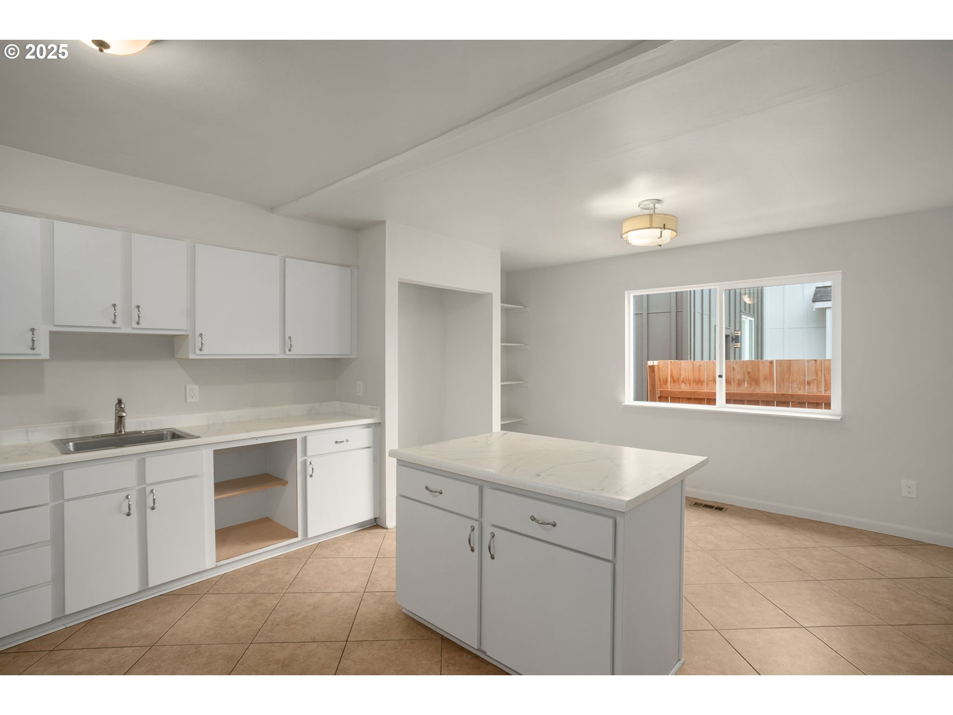 3106 Southeast 79th Avenue Portland, OR 97206 - Photo 5 of 22 Gallery Image 5