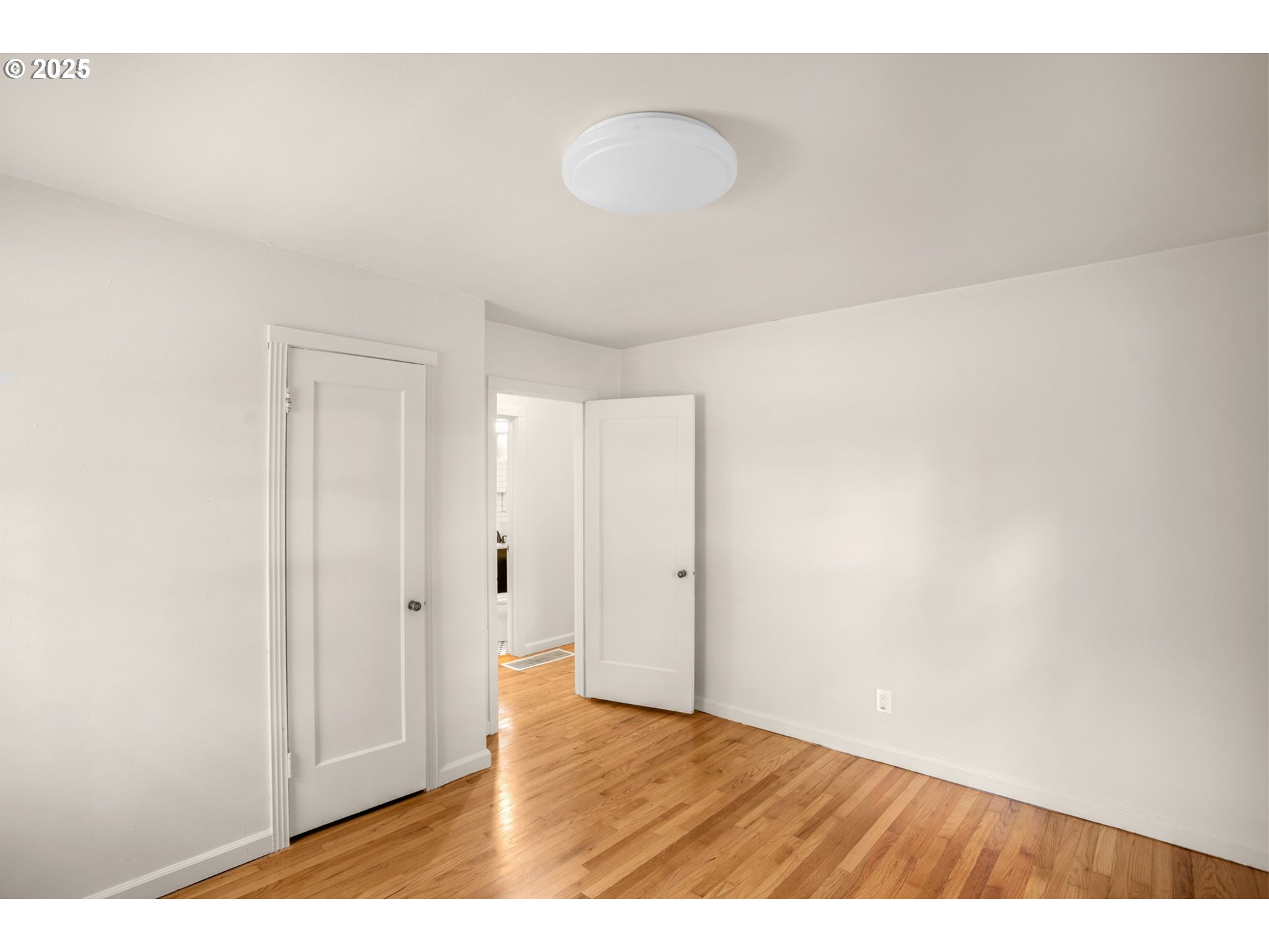 3106 Southeast 79th Avenue Portland, OR 97206 - Photo 9 of 22 Gallery Image 9
