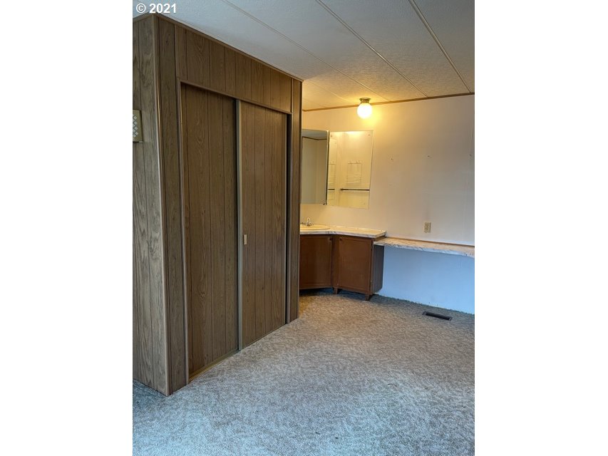 2150 Laura Street, Unit 117 Springfield, OR 97477 - Photo 8 of 17