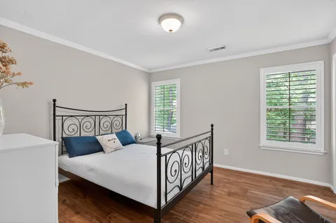 $750,000 | 42 South Crisp Morning Circle, The Woodlands, TX 77382
