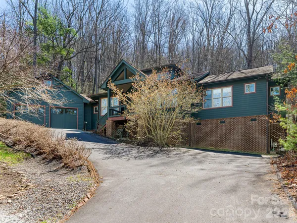 $775,000 | 39 Oak Hollow Drive, Unit 23, Asheville, NC 28805