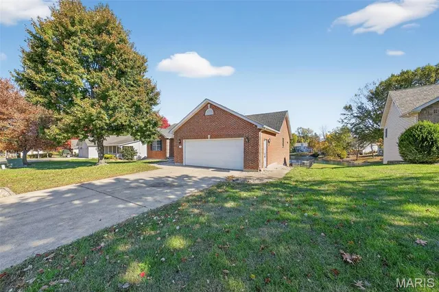 $462,000 | 106 Tina Drive, Washington, MO 63090