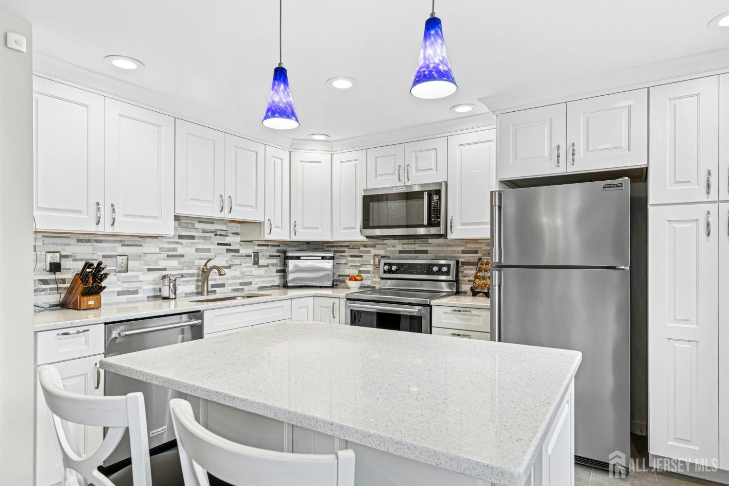 675 Bound Brook Road, Unit C0019 Dunellen, NJ 08812 - Photo 9 of 24