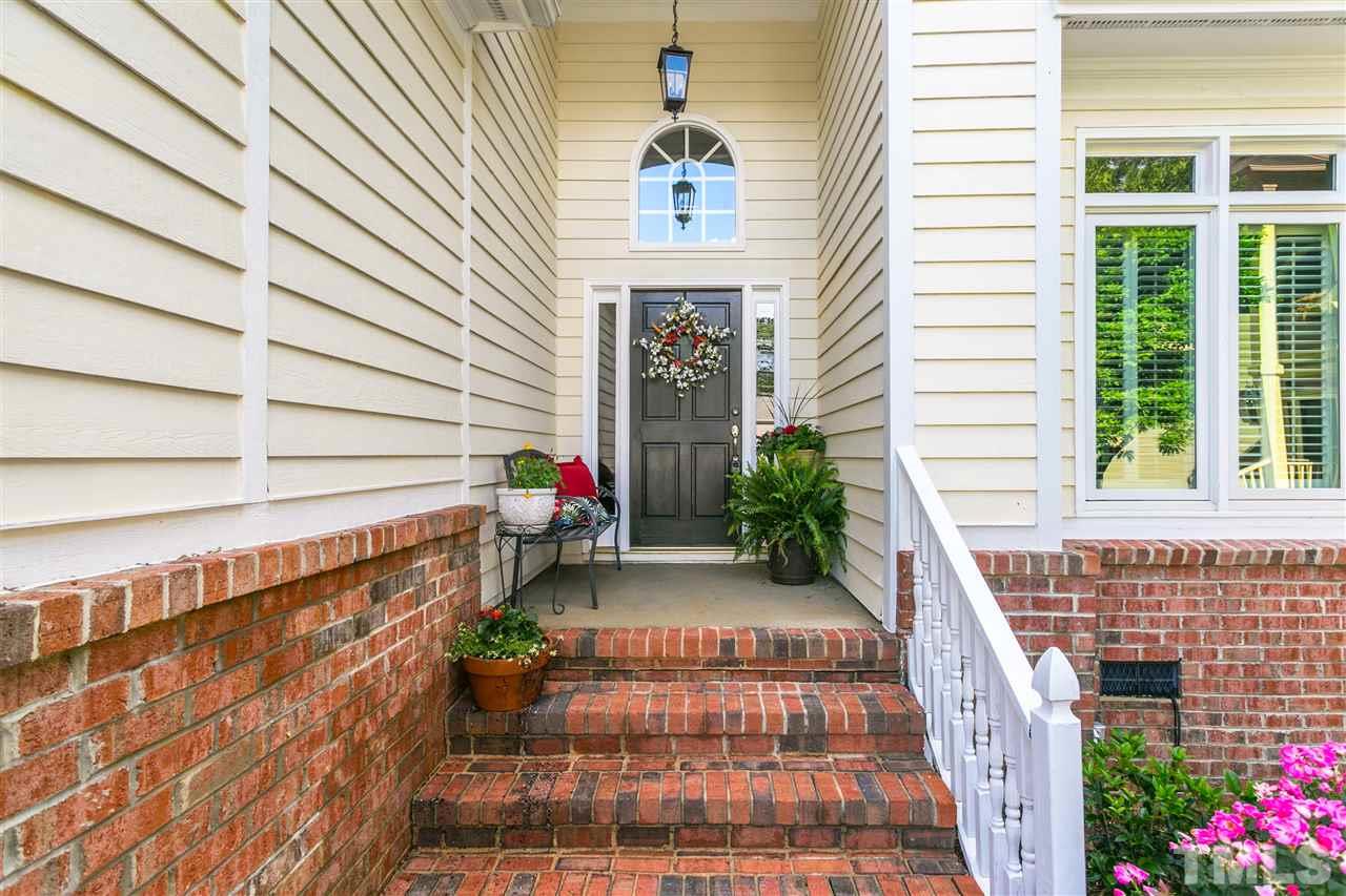 2924 Tillinghast Trail Raleigh, NC 27613 - Photo 2 of 30