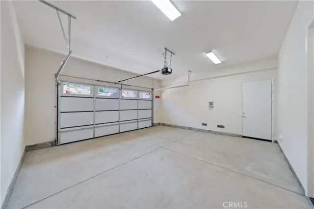 a picture of a bathroom with mirror