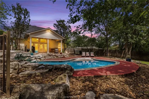 $629,900 | 2801 Briar Grove Circle, Bryan, TX 77802