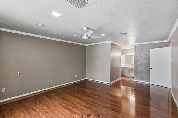 $629,900 | 2801 Briar Grove Circle, Bryan, TX 77802