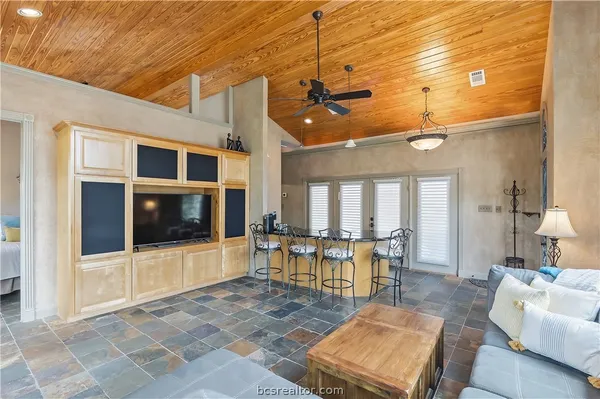$629,900 | 2801 Briar Grove Circle, Bryan, TX 77802