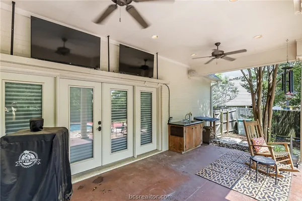 $629,900 | 2801 Briar Grove Circle, Bryan, TX 77802