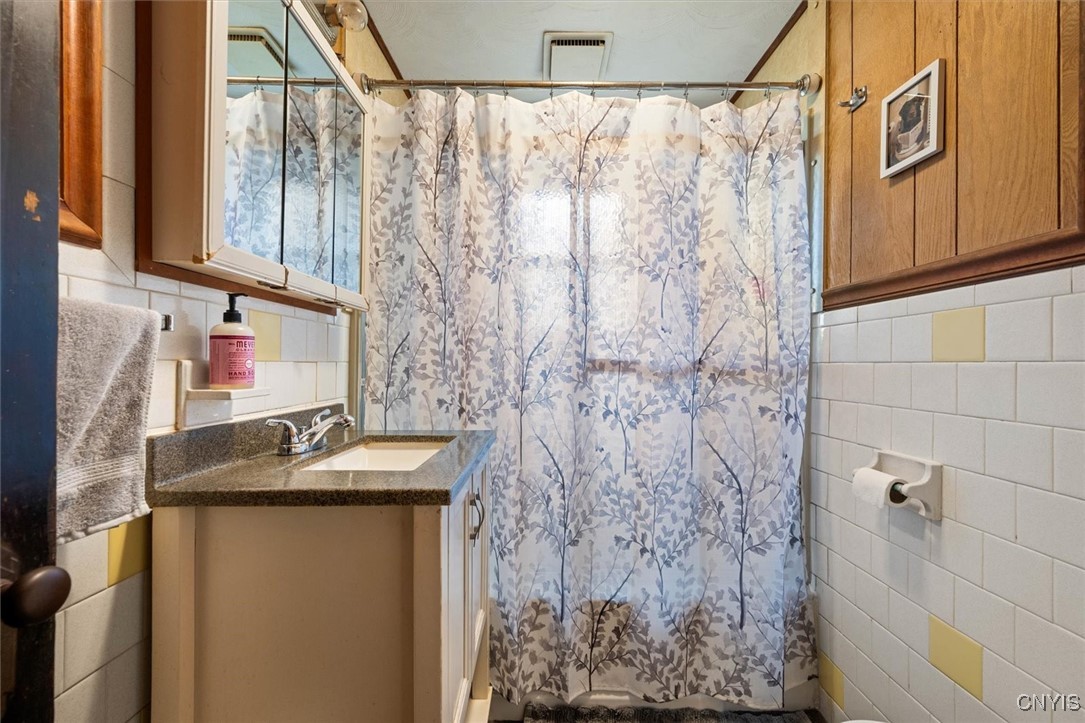 808 Calvert Street Rome, NY 13440 - Photo 26 of 37