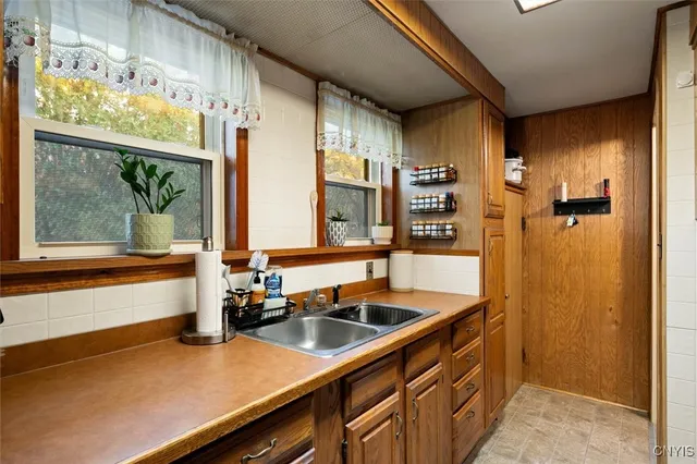 $114,900 | 808 Calvert Street, Rome, NY 13440