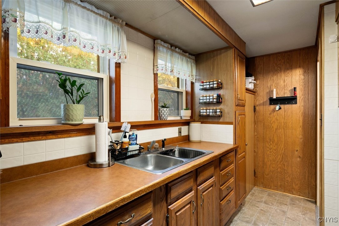 808 Calvert Street Rome, NY 13440 - Photo 27 of 37