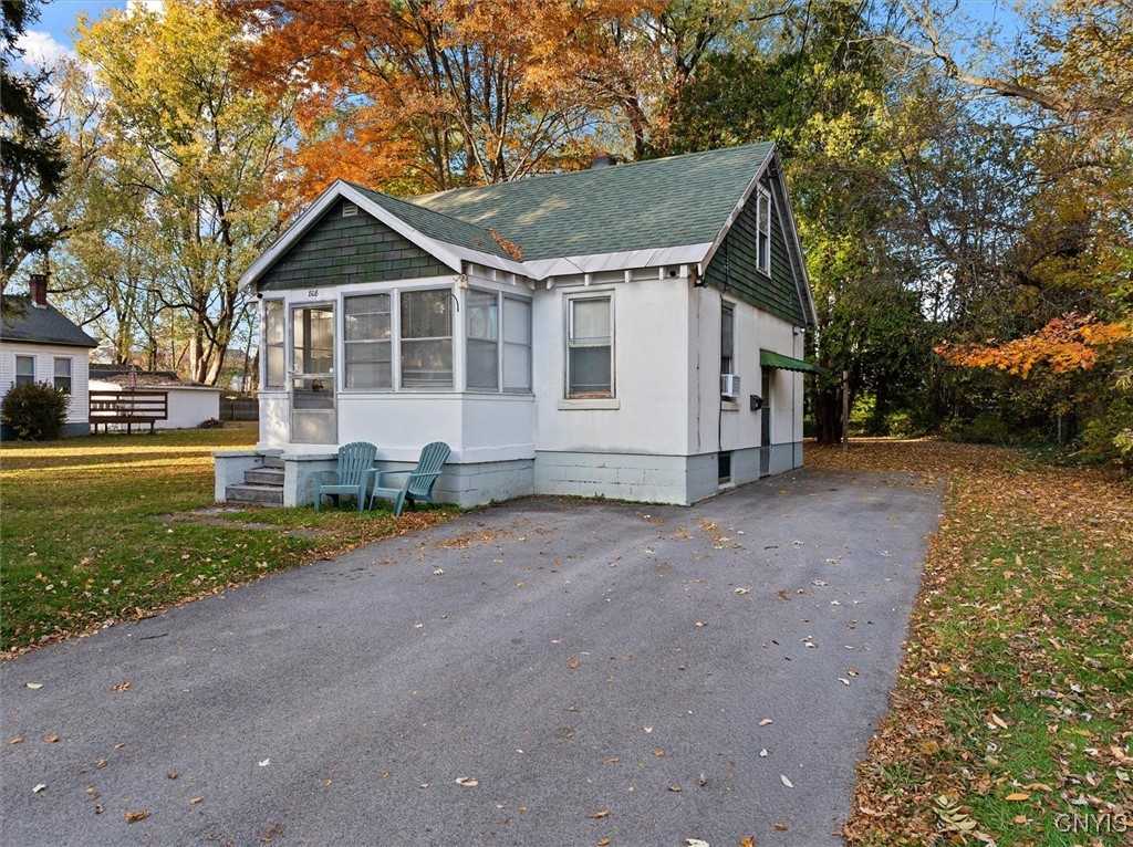 808 Calvert Street Rome, NY 13440 - Photo 3 of 37