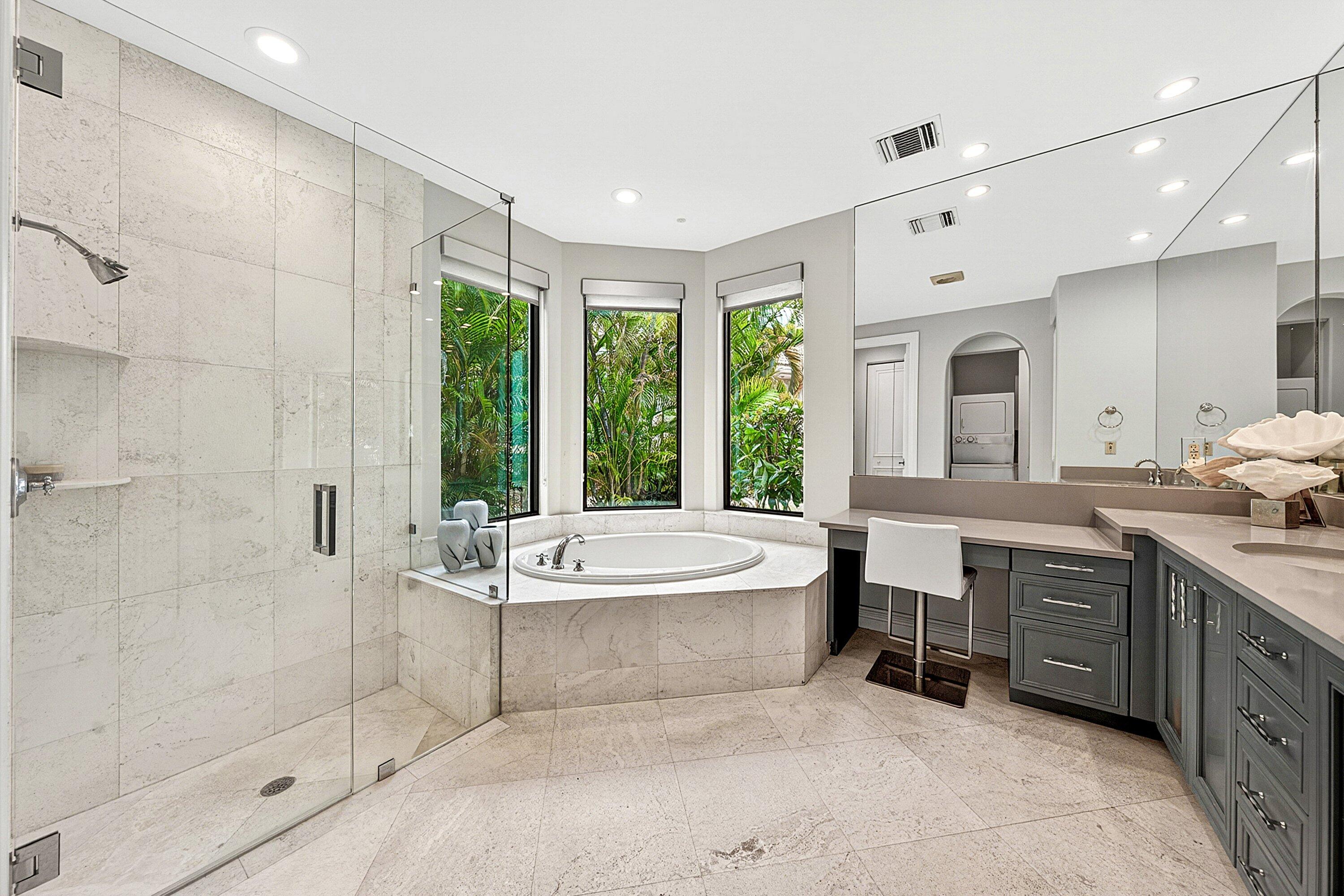 3633 Carlton Place Boca Raton, FL 33496 - Photo 69 of 99 Guest house bathroom 1