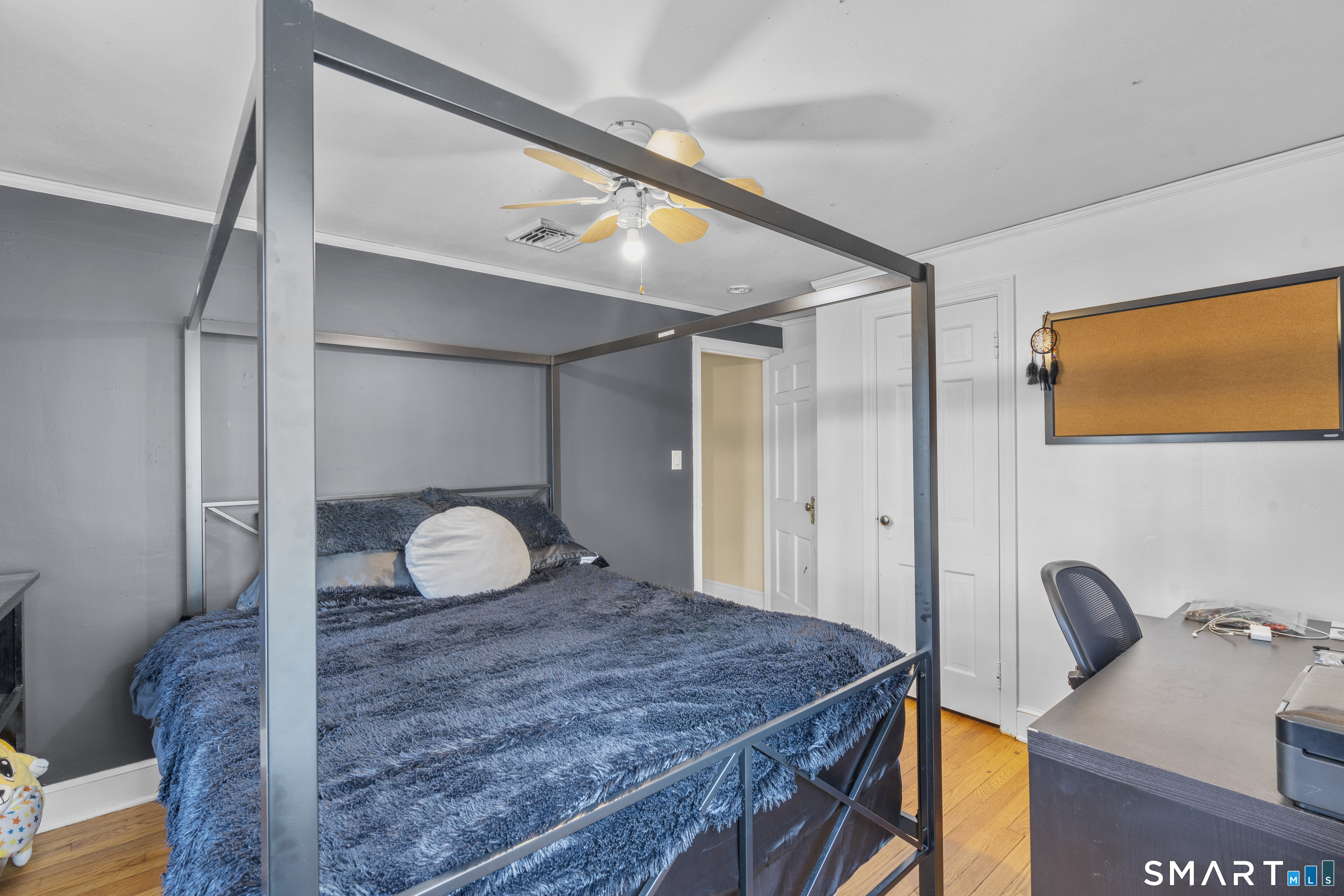 168 Hubbard Road Hartford, CT 06114 - Photo 20 of 27 a bathroom with a granite countertop sink and a mirror