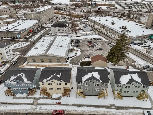 a picture of city view