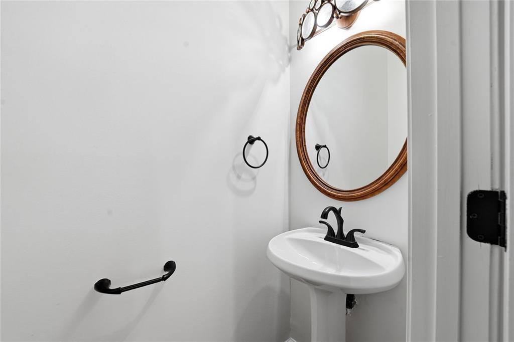 3612 Brookefall Court Suwanee, GA 30024 - Photo 31 of 38