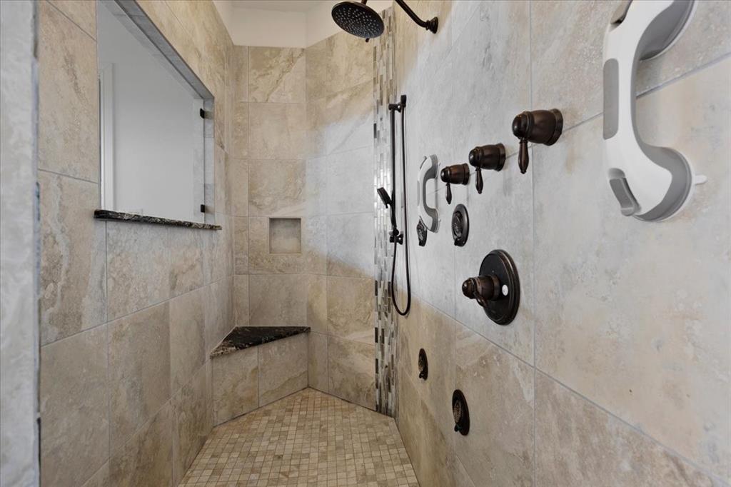 8636 Morgan Road Blue Ridge, TX 75424 - Photo 14 of 38 Gallery Image 14