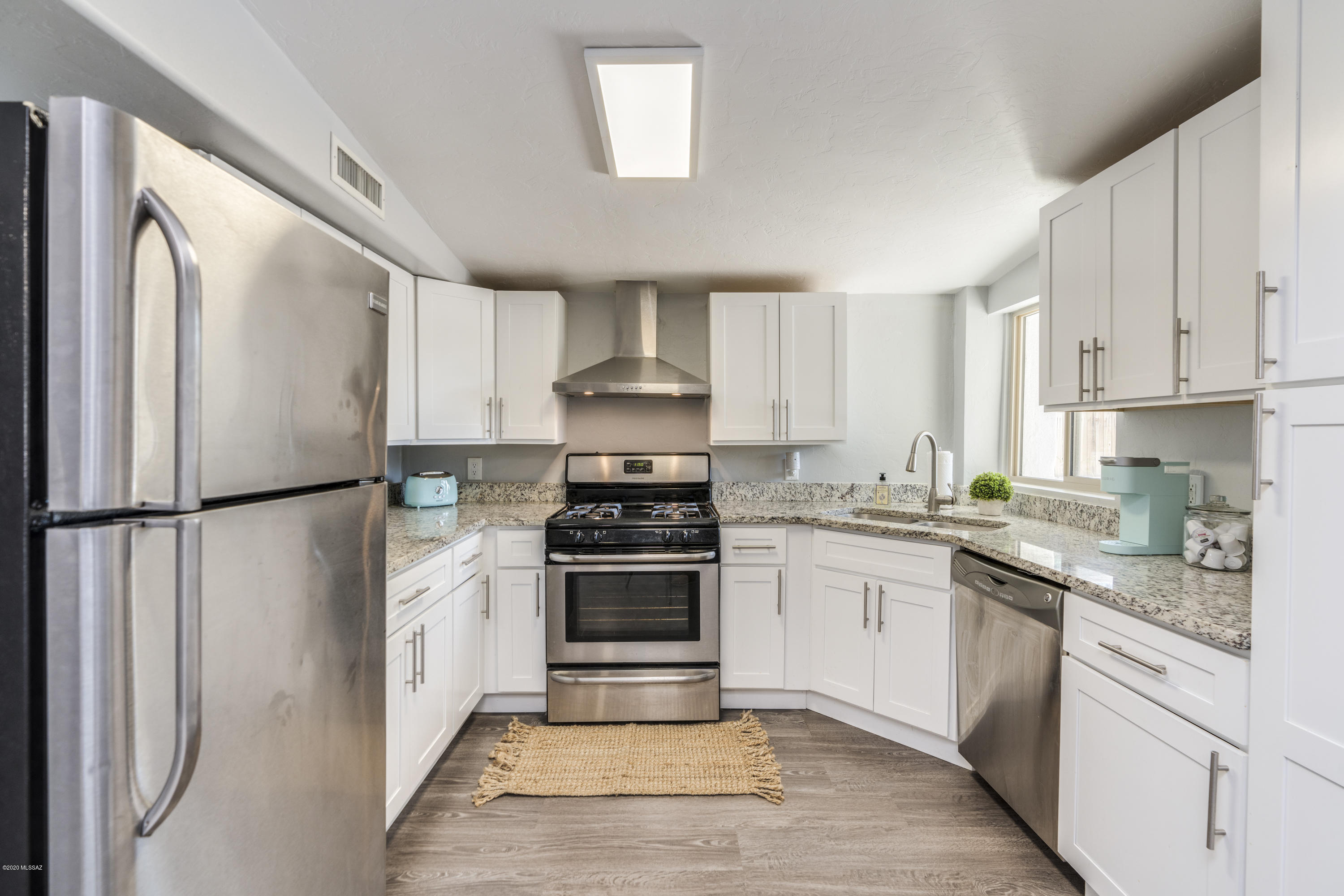 450 East Mohave Road Tucson, AZ 85705 - Photo 5 of 46