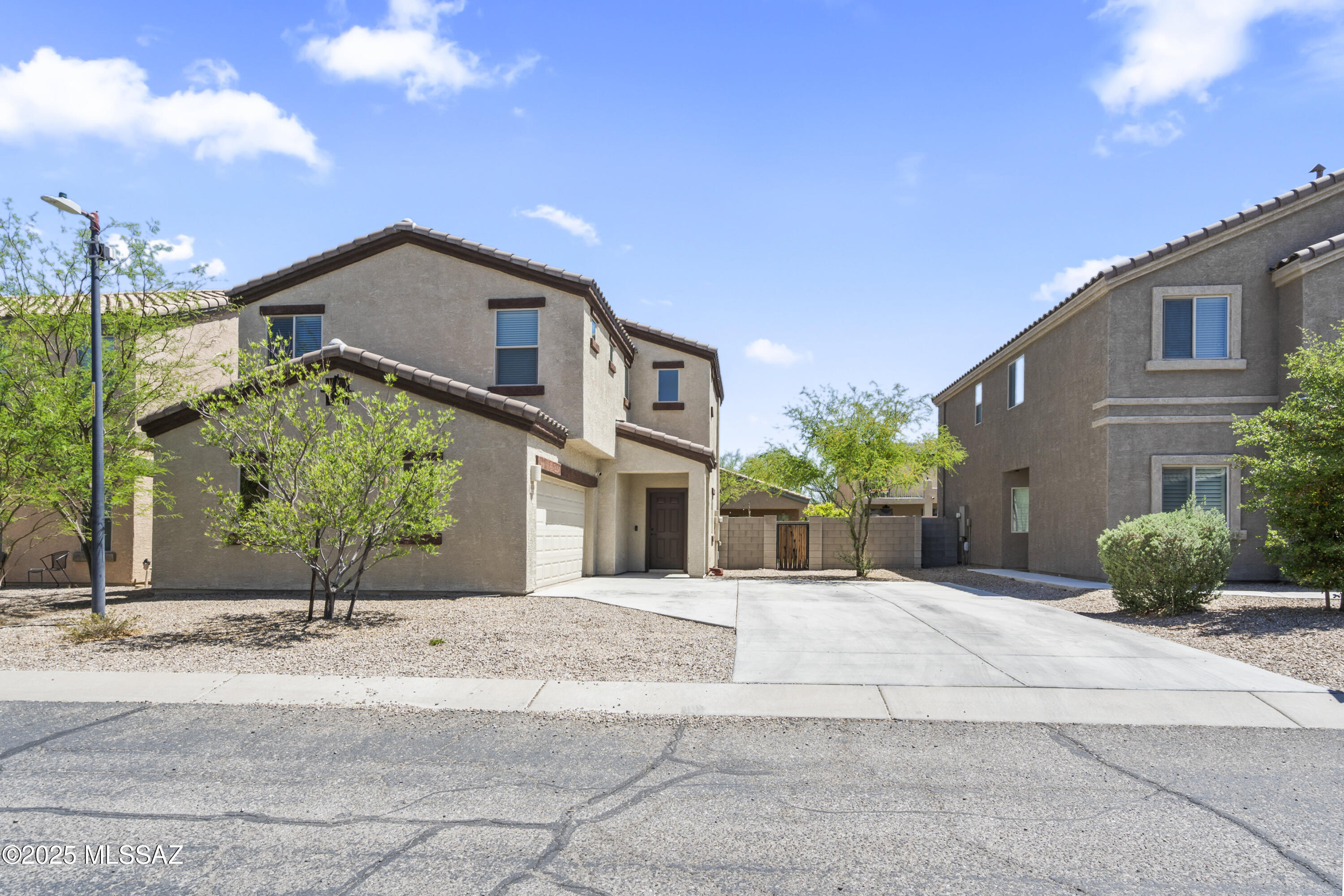 6550 East Brushback Loop Tucson, AZ 85756 - Photo 5 of 28