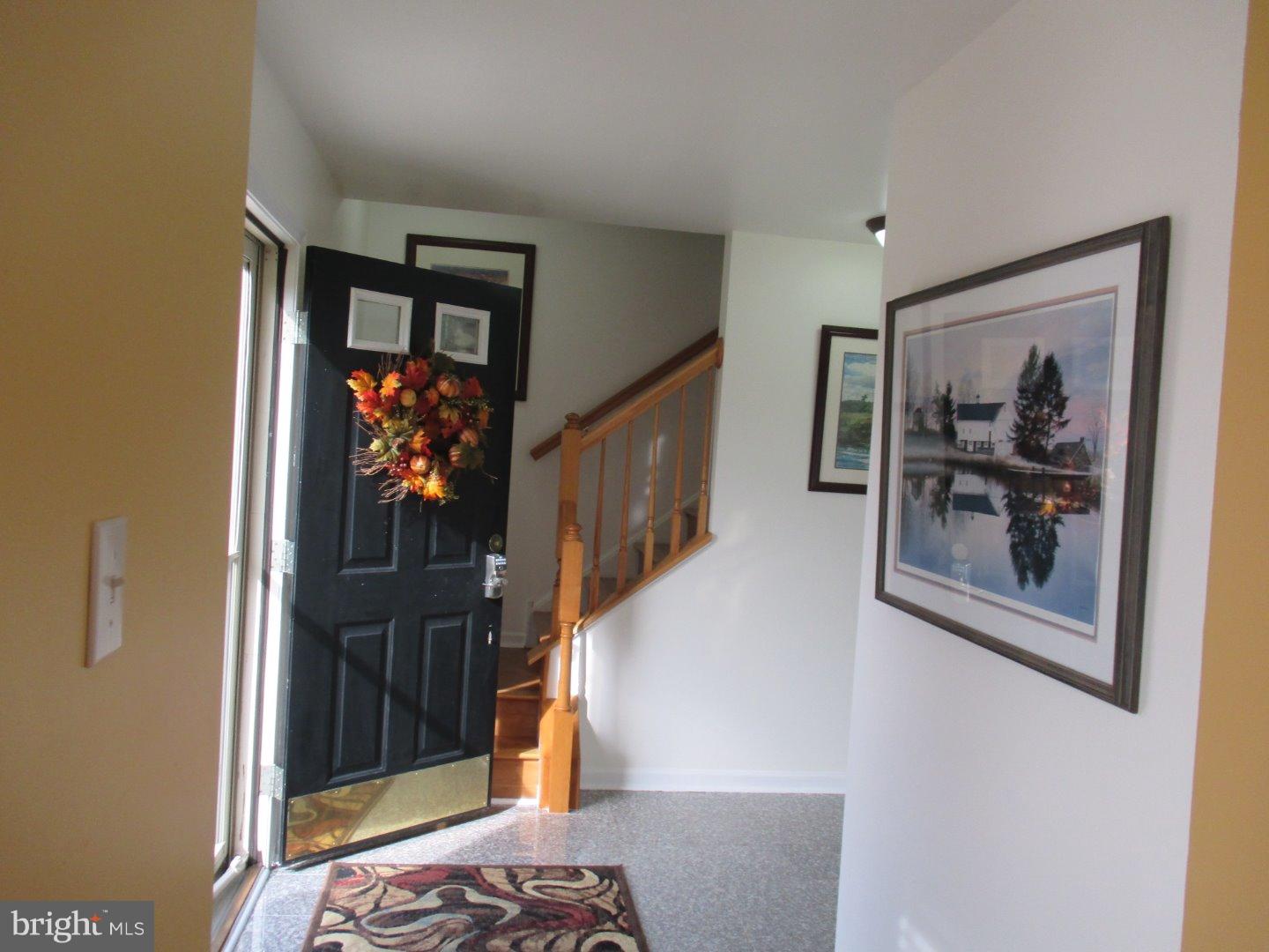 24 Brookside Court Spring City, PA 19475 - Photo 3 of 25 Foyer