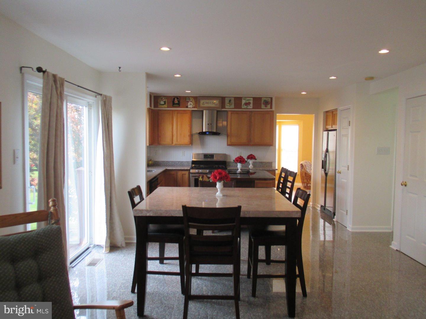 24 Brookside Court Spring City, PA 19475 - Photo 8 of 25 Kitchen